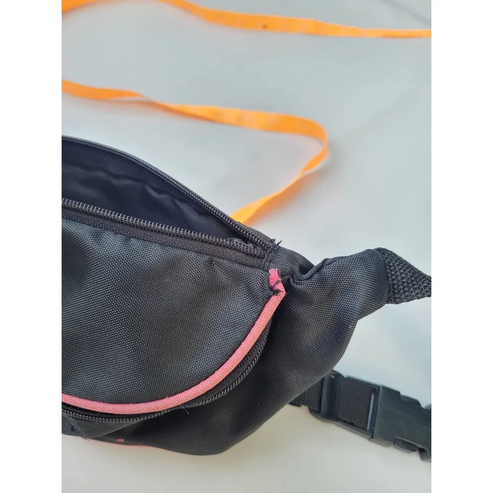 Vtg Nintendo Game Boy fanny pack Waist bag - Picture 3 of 5